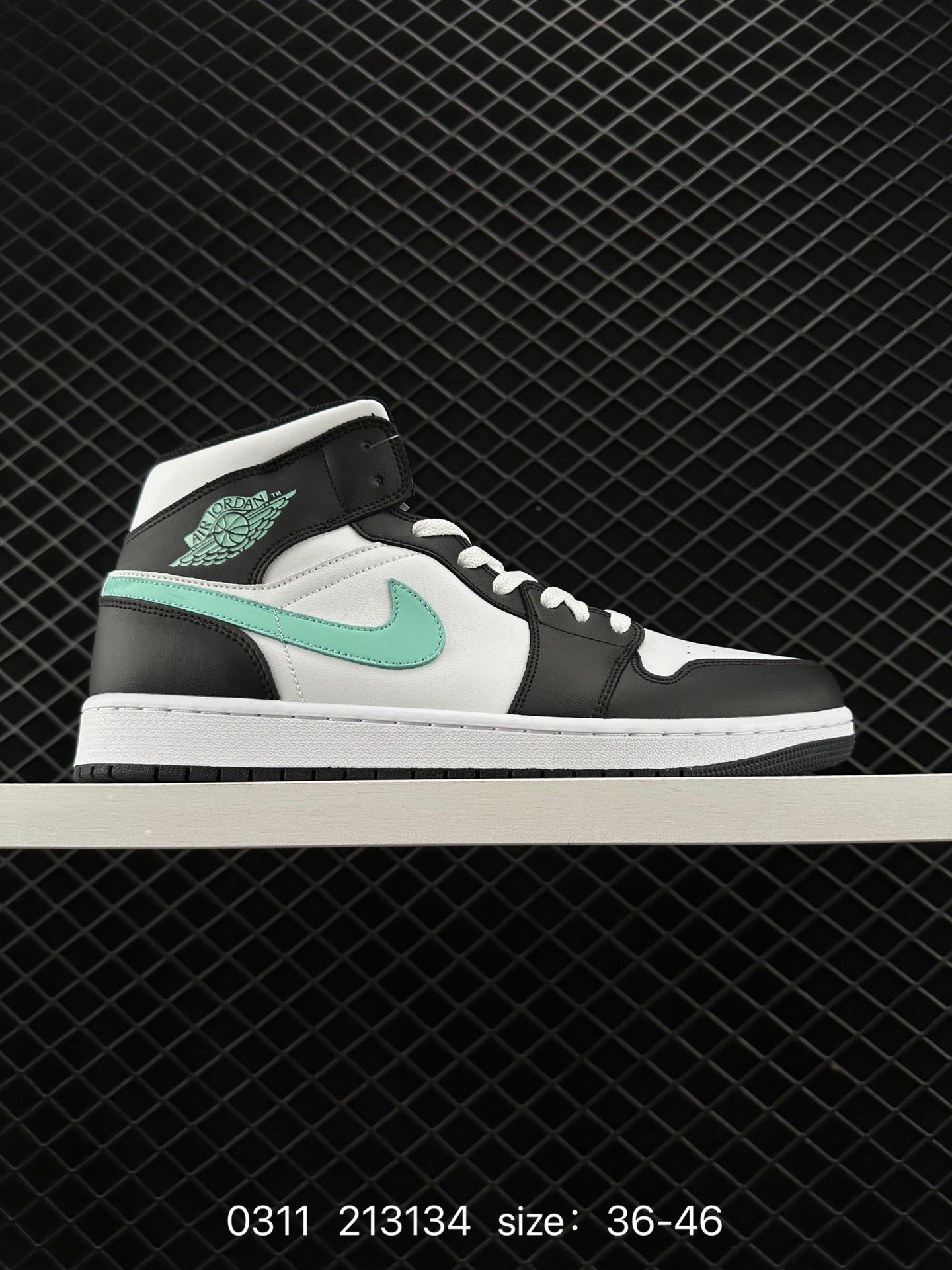 Air Jordan 1 Mid AJ1